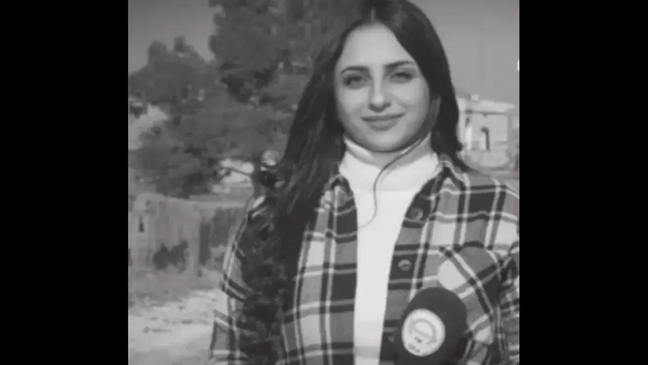 صورة تعبيرية للإعلامية السورية دعاء خالد سلو التي توفيت عن عمر 24 عامًا إثر جلطة دماغية مفاجئة