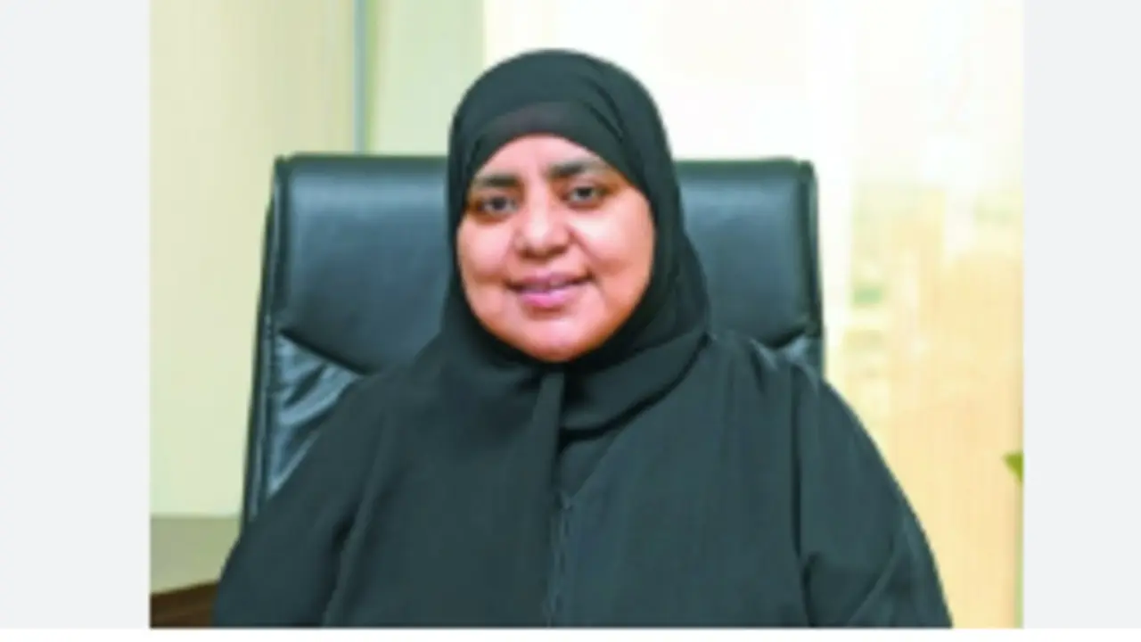 المستشارة عواطف عبداللطيف السند وكيلة وزارة العدل الكويتية بالأصالة عام 2026