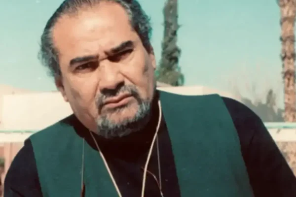 المخرج المغربي الراحل مصطفى الدرقاوي خلال إحدى الفعاليات السينمائية